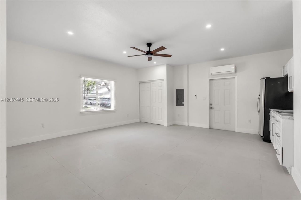 16362 SW 53rd Ter, Miami, FL 33185 Photo