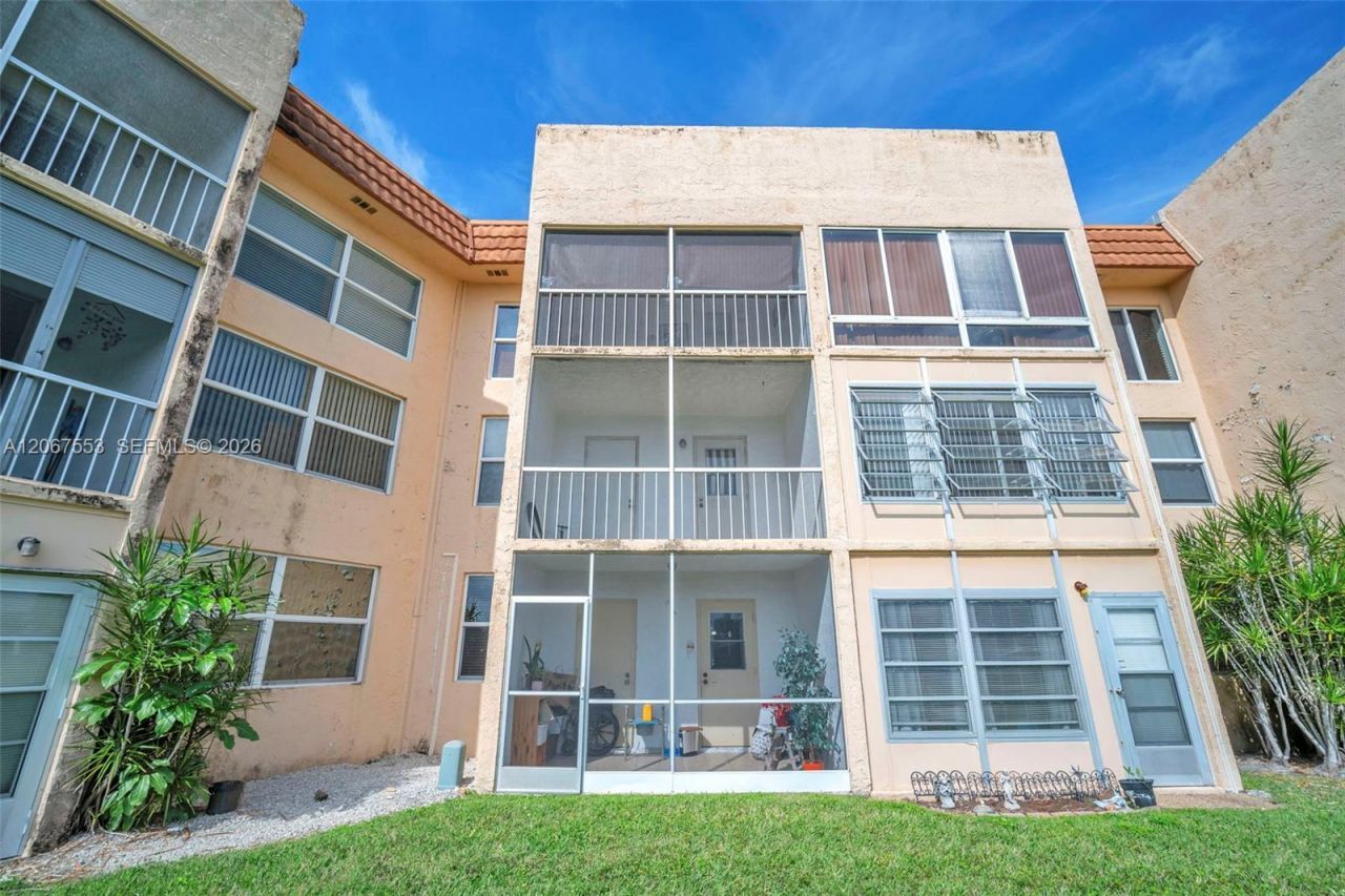 6550 Royal Palm Blvd, Unit 108A, Margate, FL 33063 Photo