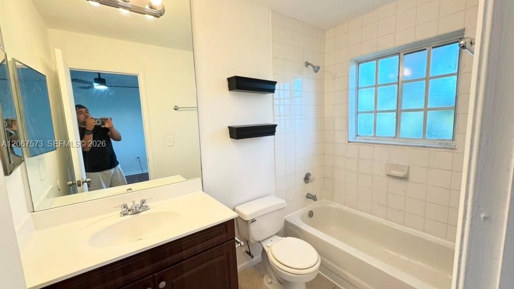1701 Village Blvd, Unit 111, West Palm Beach, FL 33409 Photo