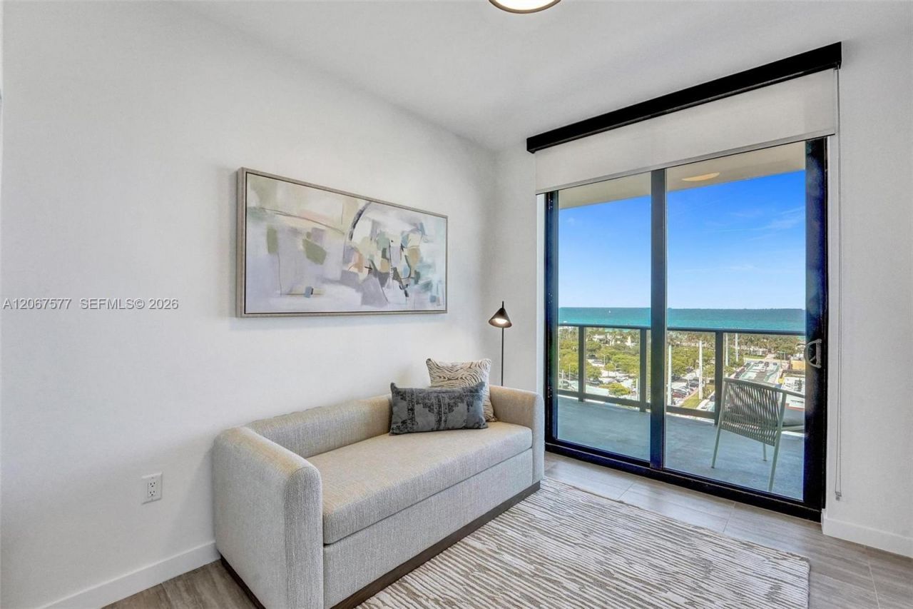 580 72 St, Unit 1001, Miami Beach, FL 33141 Photo