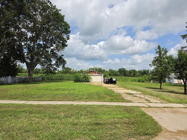 Lot 17 and Lot 18 W. North Street , Kirkland, IL 60146