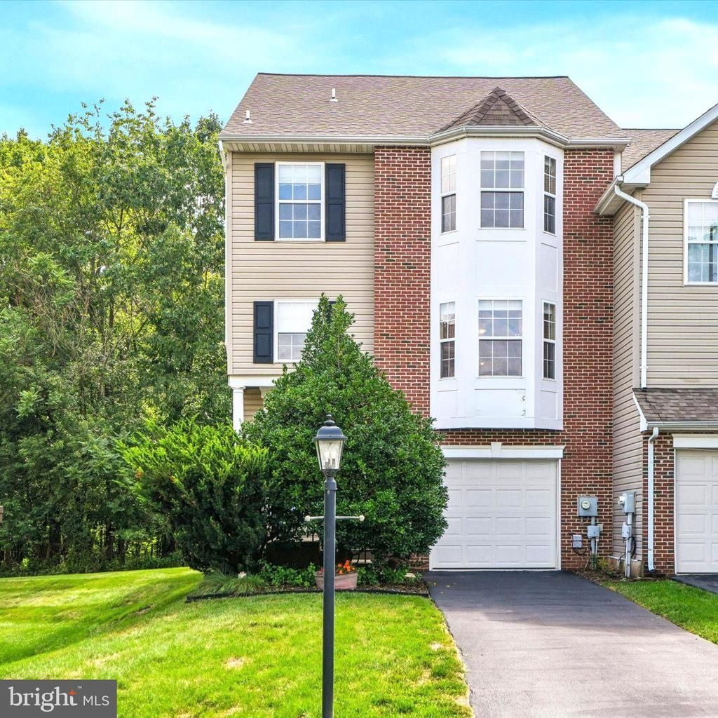 74 HUNT CLUB DRIVE, COLLEGEVILLE, PA 19426