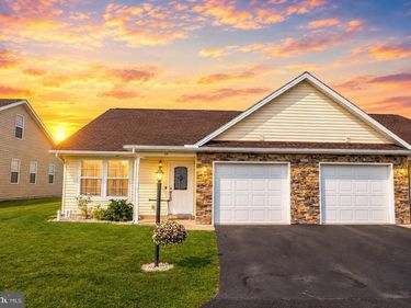 39 PACIFIC AVENUE, MILROY, PA 17063