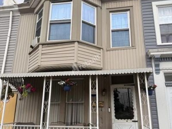 302 S PERSHING AVENUE, YORK, PA 17401