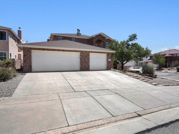 10402 Crosscut Drive NW, Albuquerque, NM 87114