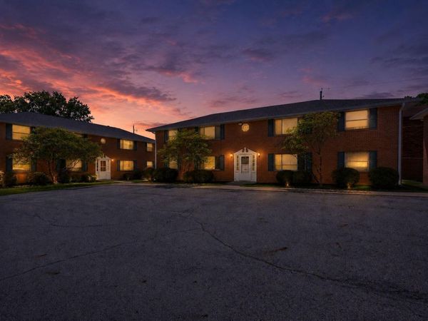 1017-1025 Folkestone Road , Columbus, OH 43220