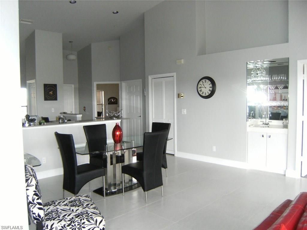 230 Vintage Cir , Unit 504, Naples, FL 34119 Photo