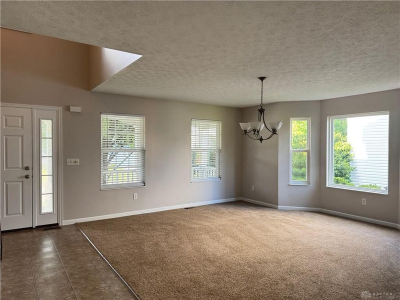 292 Hess Court, Fairborn, OH 45324 Photo 3