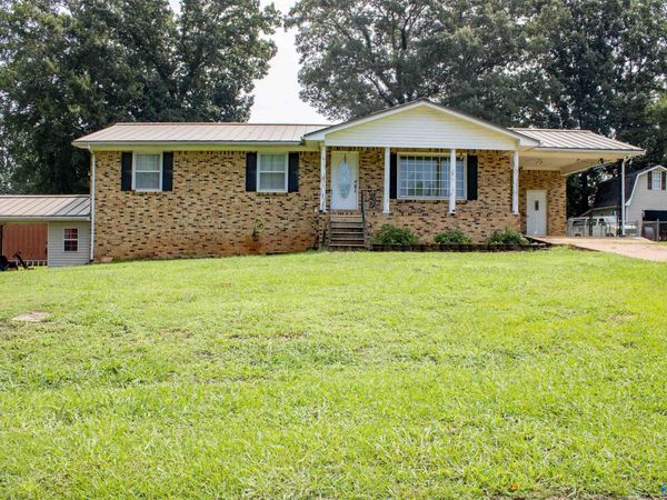 166 Montclair Drive, Killen, AL 35645