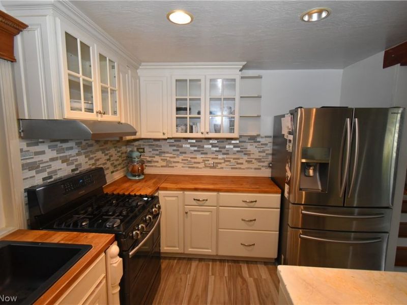 29663 Sutton Drive, North Olmsted, OH 44070 Photo 18