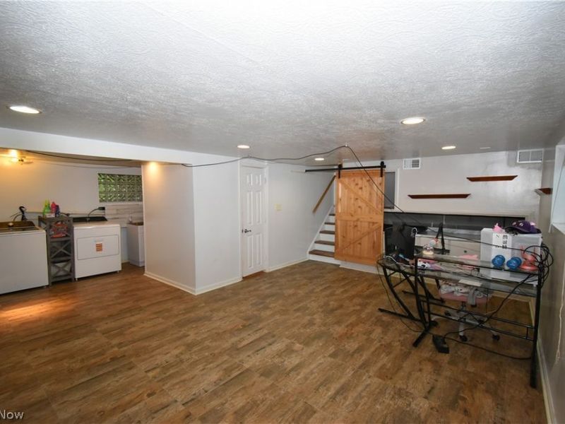 29663 Sutton Drive, North Olmsted, OH 44070 Photo 32