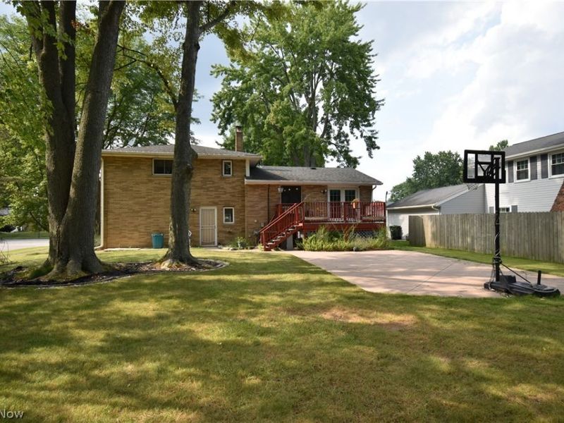 29663 Sutton Drive, North Olmsted, OH 44070 Photo 40