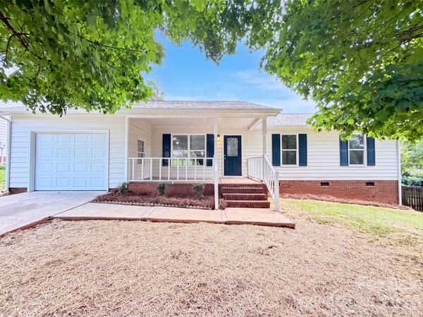 8822 Hunter Green Lane , Charlotte, NC 28227