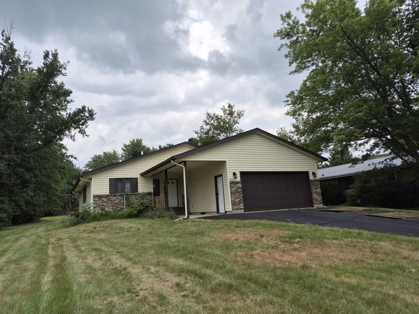 830 Lake Summerset Road , Lake Summerset, IL 61019