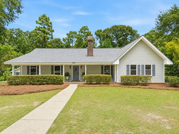 1046 Parker Rd., Hattiesburg, MS 39402