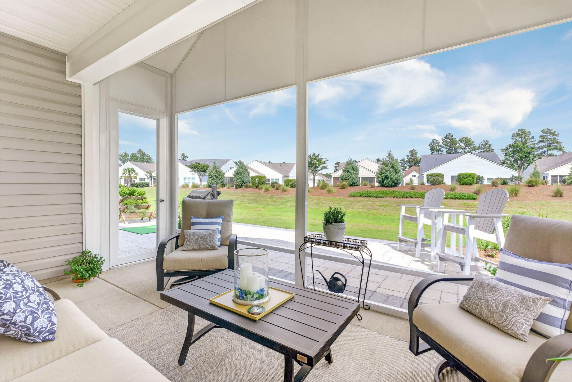 136 Leeward Landing Photo 36