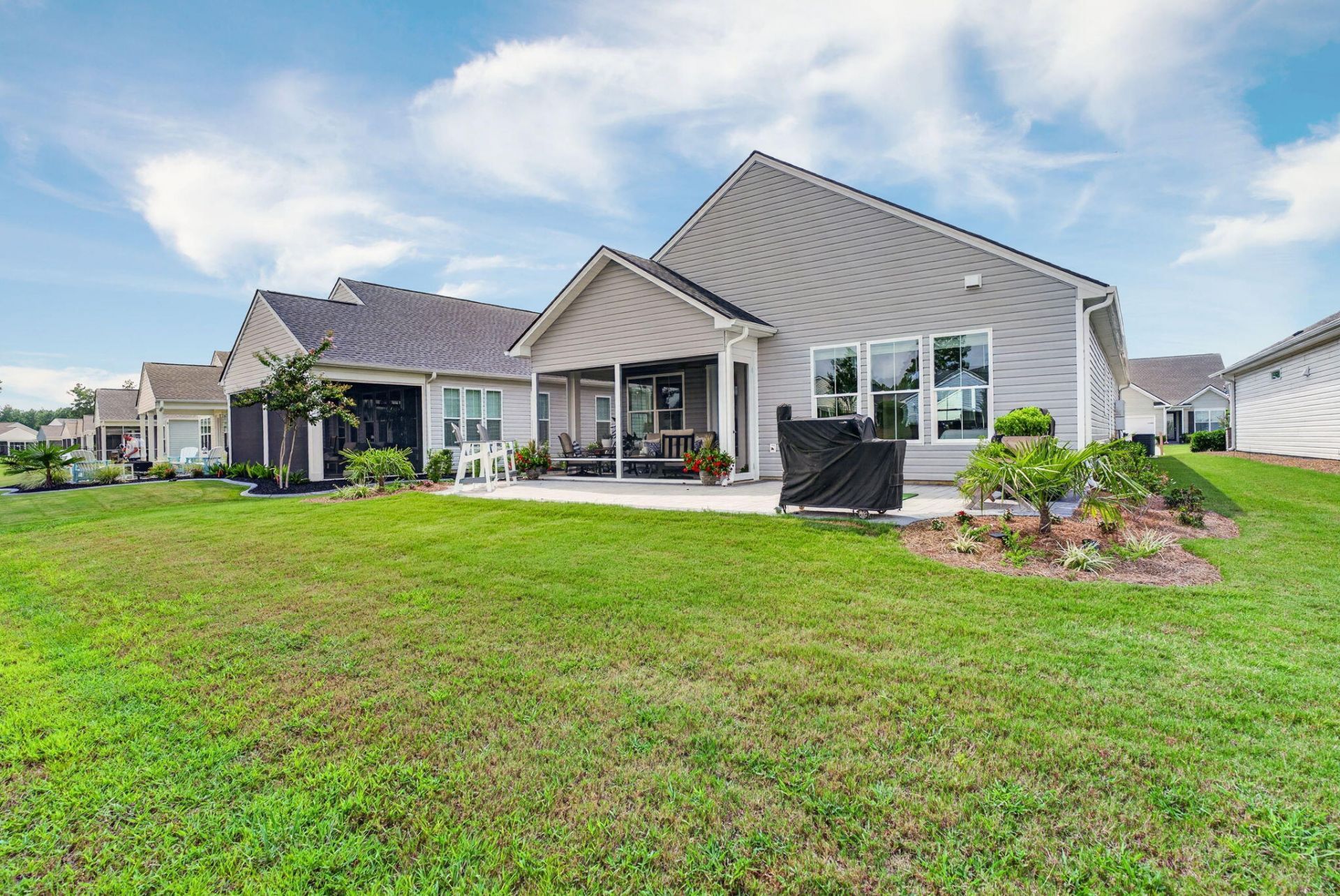 136 Leeward Landing Photo 40