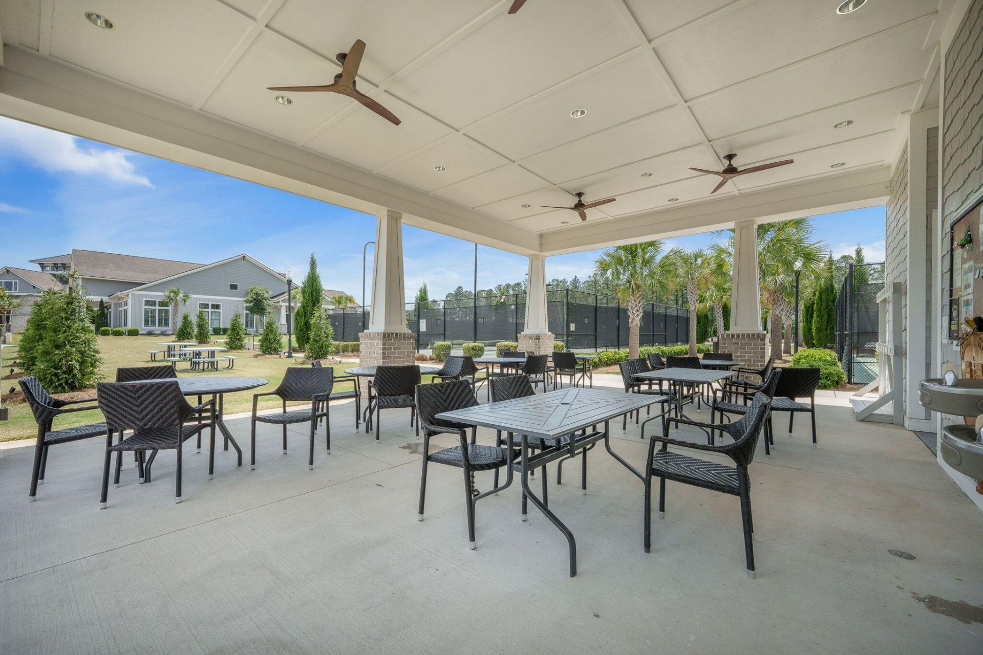 136 Leeward Landing Photo 63