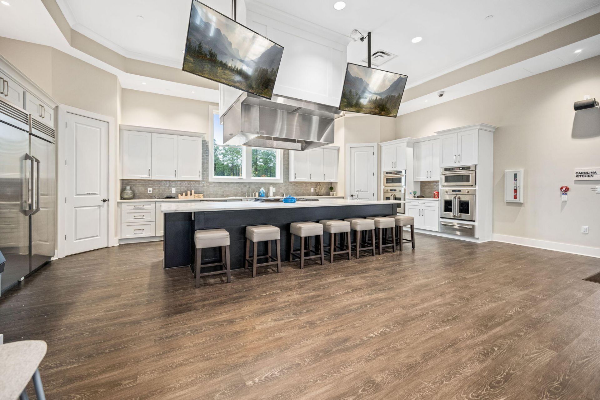 136 Leeward Landing Photo 69