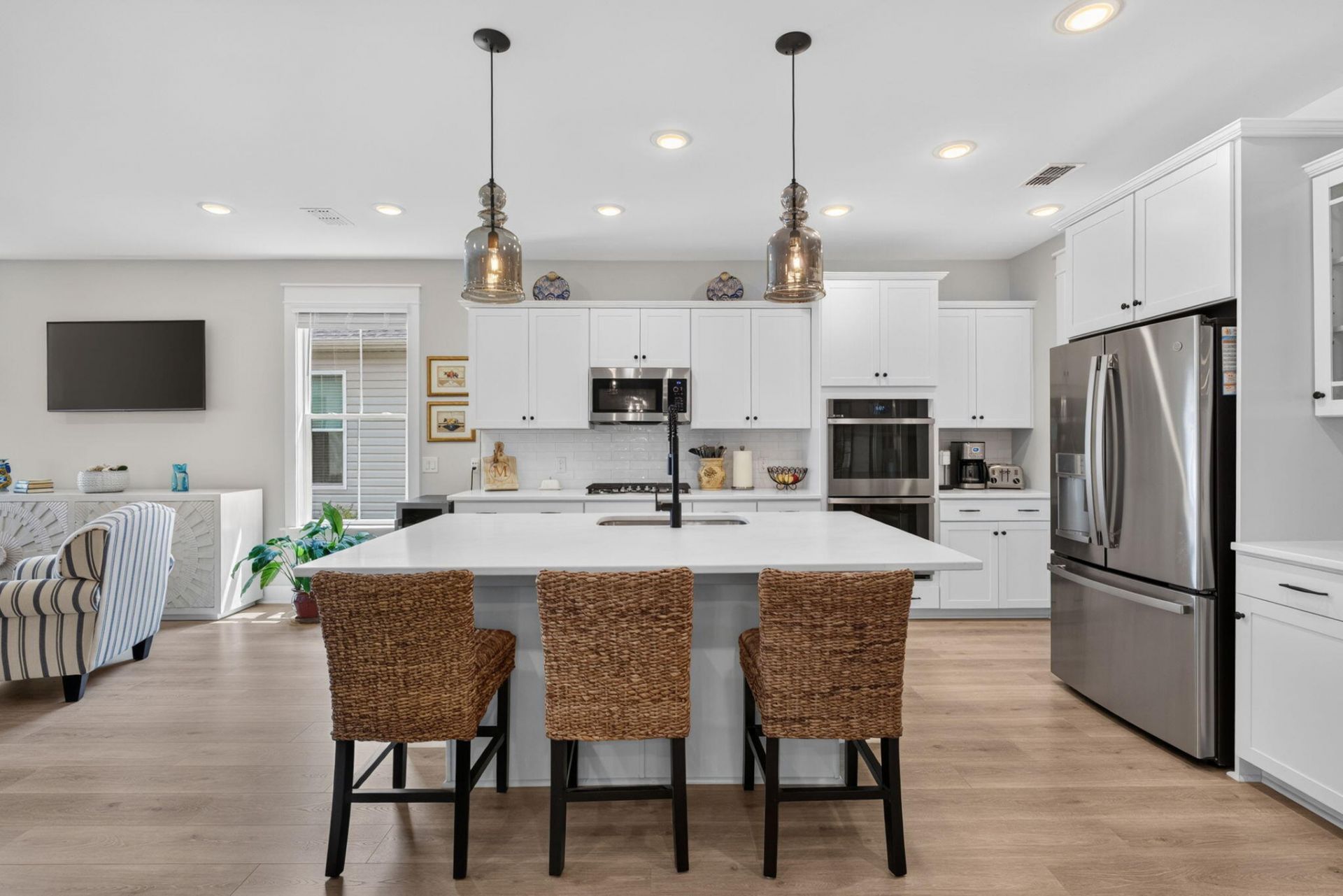136 Leeward Landing Photo 9
