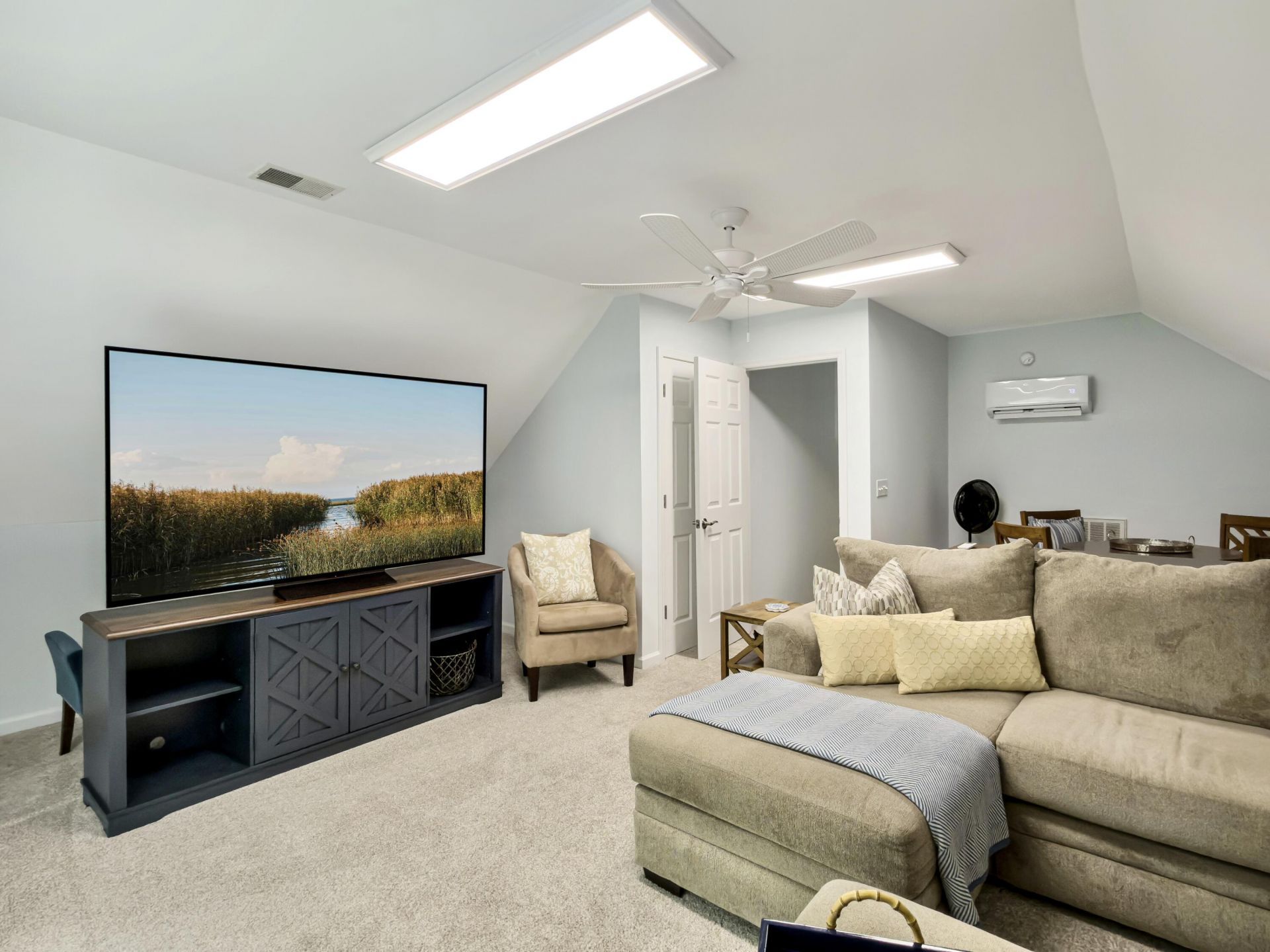 309 Jamesbury Road Photo 24