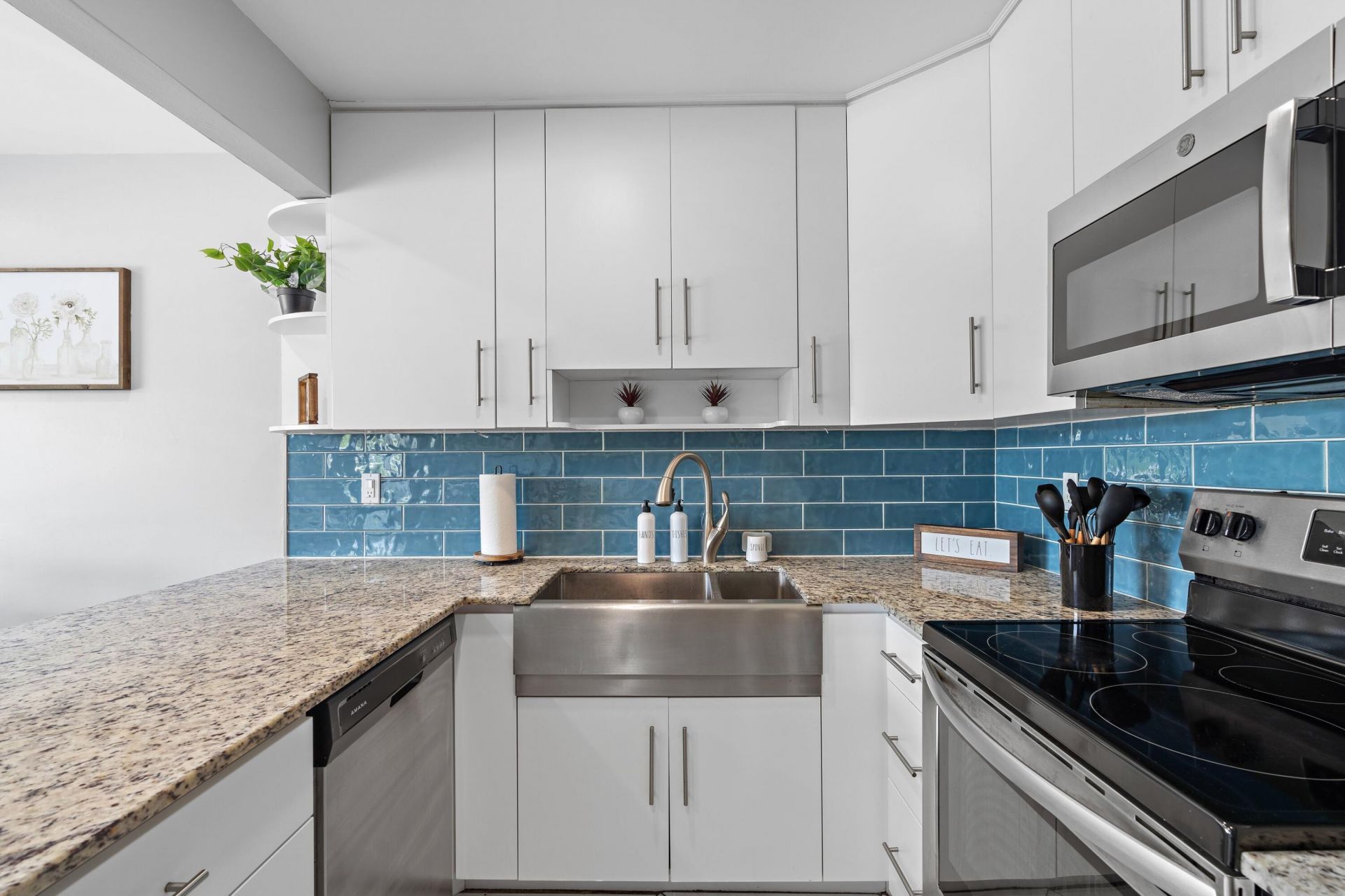 3370 NE 5th Drive, Boca Raton, FL 33431 Photo