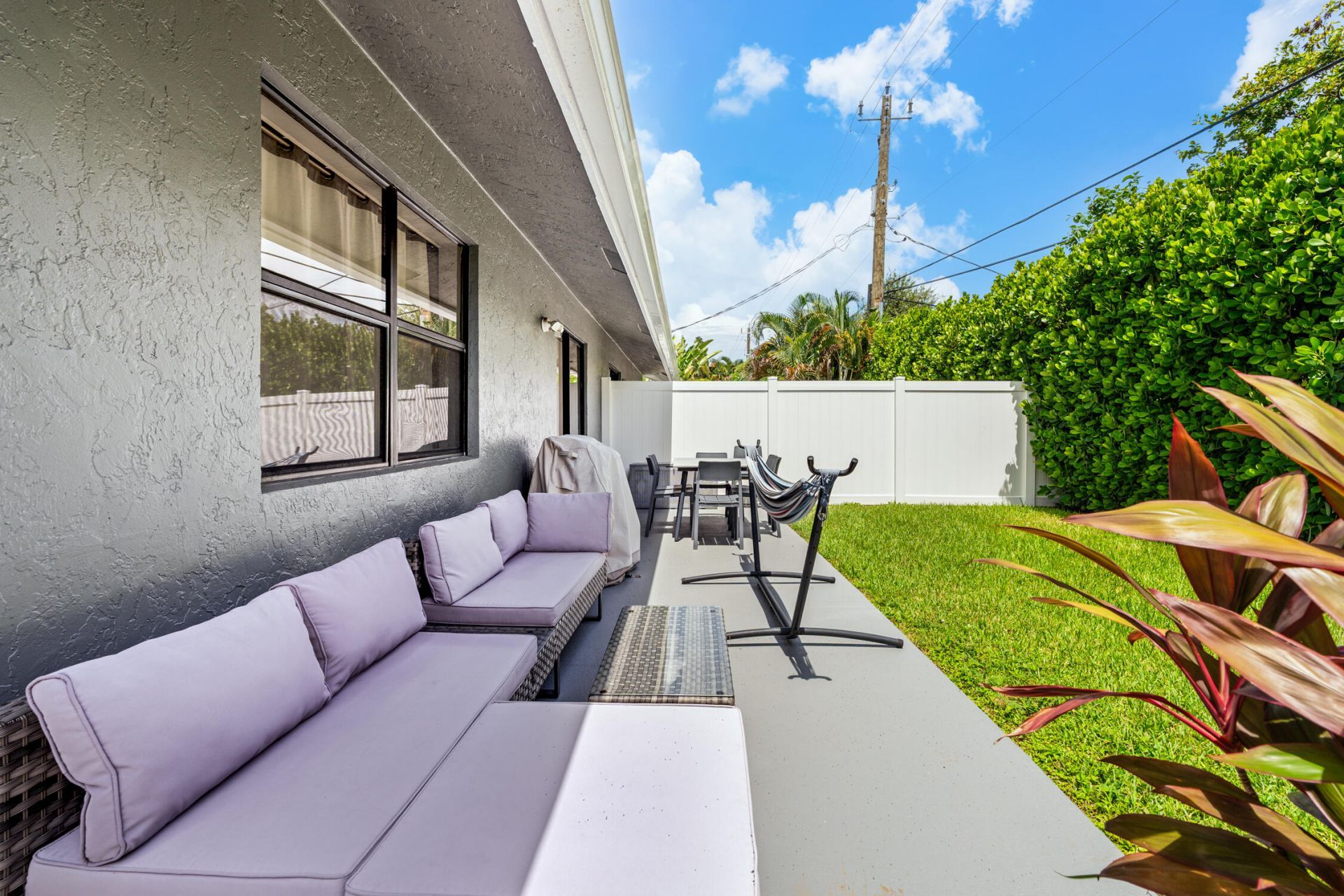 3370 NE 5th Drive, Boca Raton, FL 33431 Photo