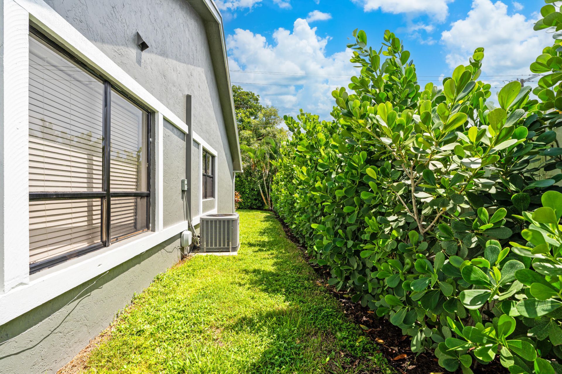 3370 NE 5th Drive, Boca Raton, FL 33431 Photo