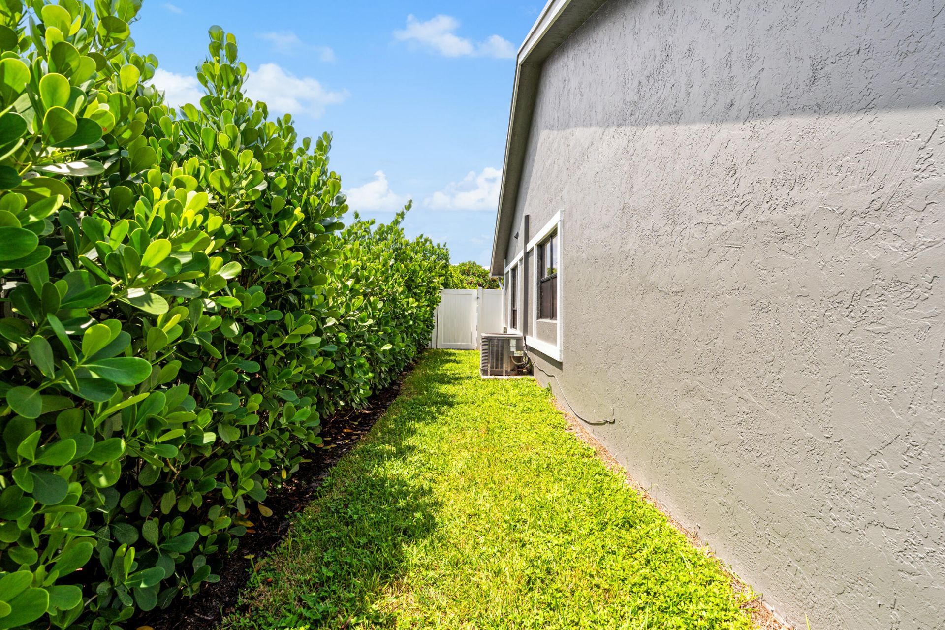 3370 NE 5th Drive, Boca Raton, FL 33431 Photo