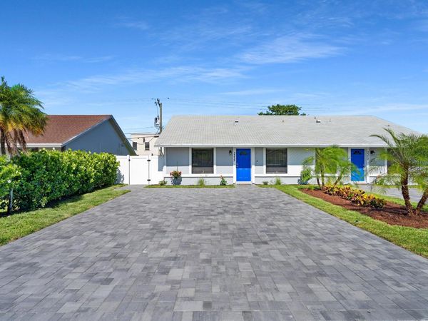 3372 NE 5th Drive, Boca Raton, FL 33431