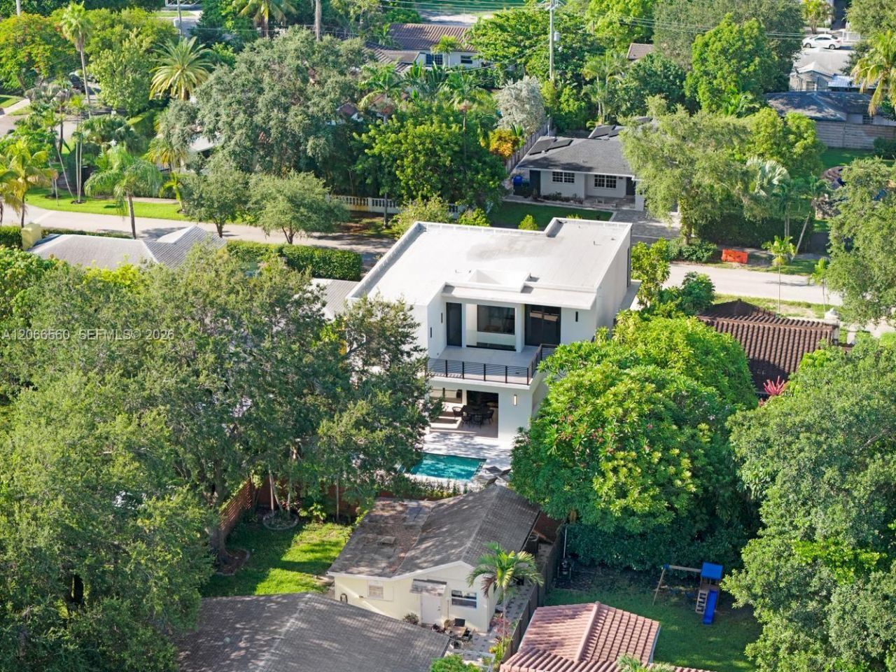 685 NE 81st St , Miami, FL 33138 Photo