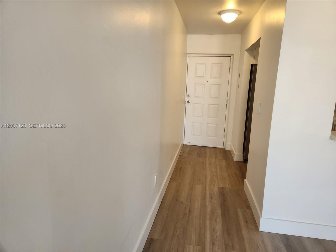 8075 NW 7th St , Unit 420, Miami, FL 33126 Photo