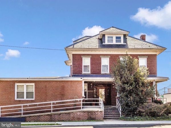 704 OAK HILL , HAGERSTOWN, MD 21740
