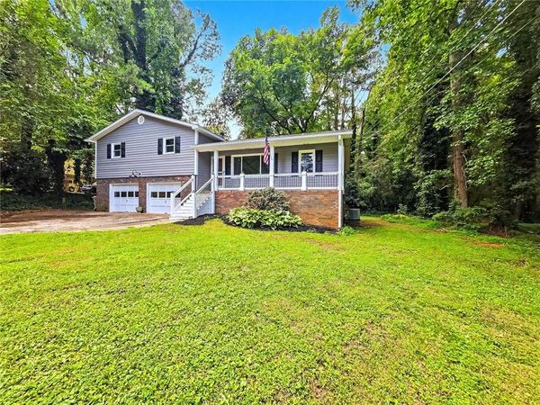 2704 Kozy Court NE, Marietta, GA 30066