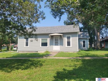 942 Elm Street, Seward, NE 68434