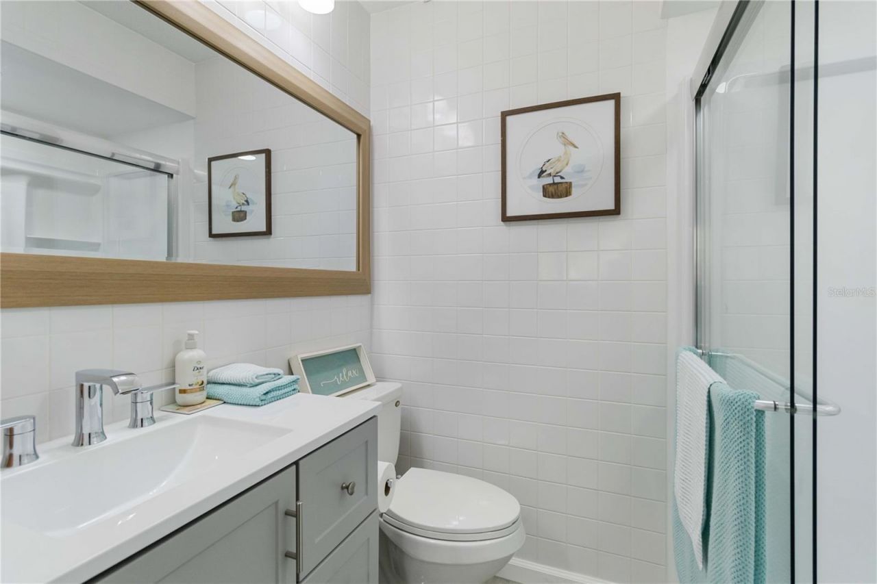 3505 Longmeadow, Unit 3, Sarasota, FL 34235 Photo