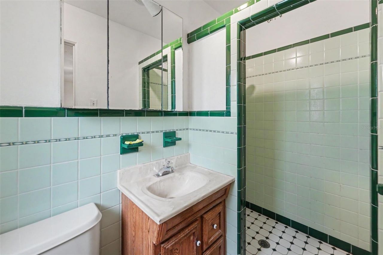6415 2nd Avenue N, Saint Petersburg, FL 33710 Photo