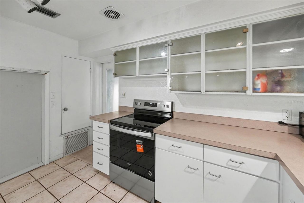 6415 2nd Avenue N, Saint Petersburg, FL 33710 Photo