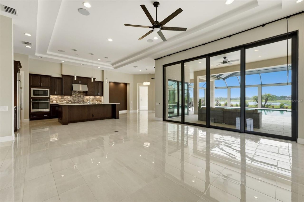 10741 Osprey Landing Way, Thonotosassa, FL 33592 Photo
