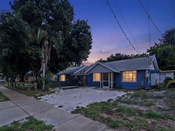 124 26TH AVENUE E, Unit A, BRADENTON, FL 34208