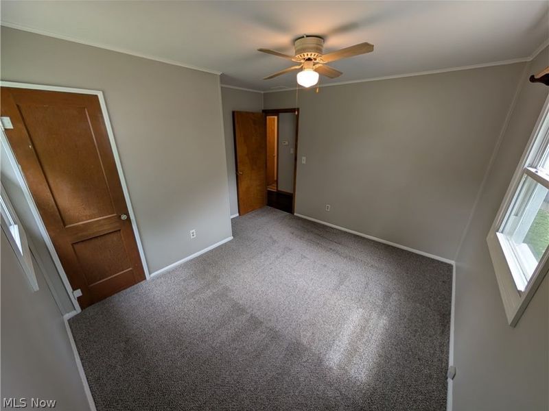 322 Pasadena Avenue, Elyria, OH 44035 Photo 7