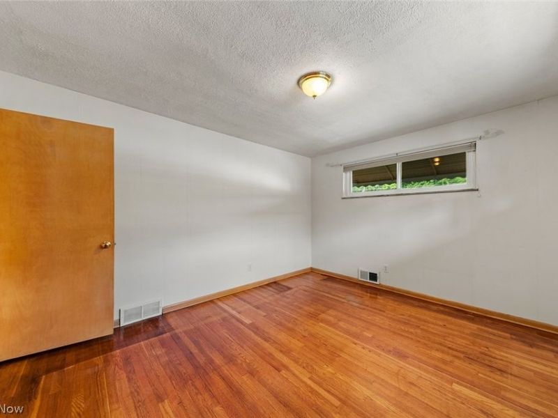 6230 Beverly Drive, Parma Heights, OH 44130 Photo 21