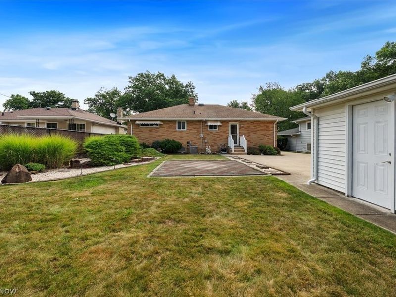 6230 Beverly Drive, Parma Heights, OH 44130 Photo 41