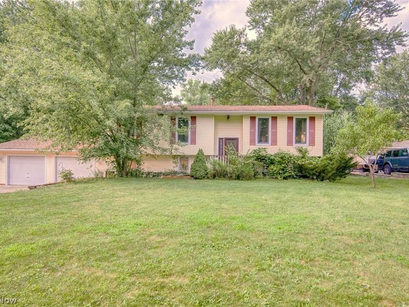 321 Perry Road , Tallmadge, OH 44278 Photo 3
