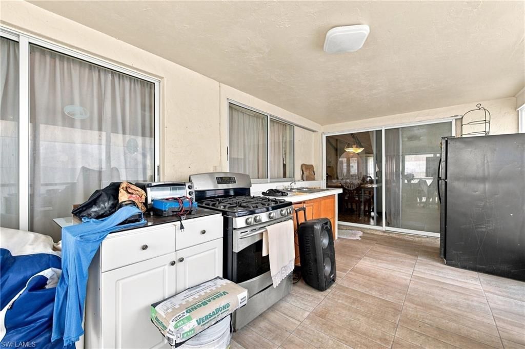 1631 Country Club Pkwy, Lehigh Acres, FL 33936 Photo