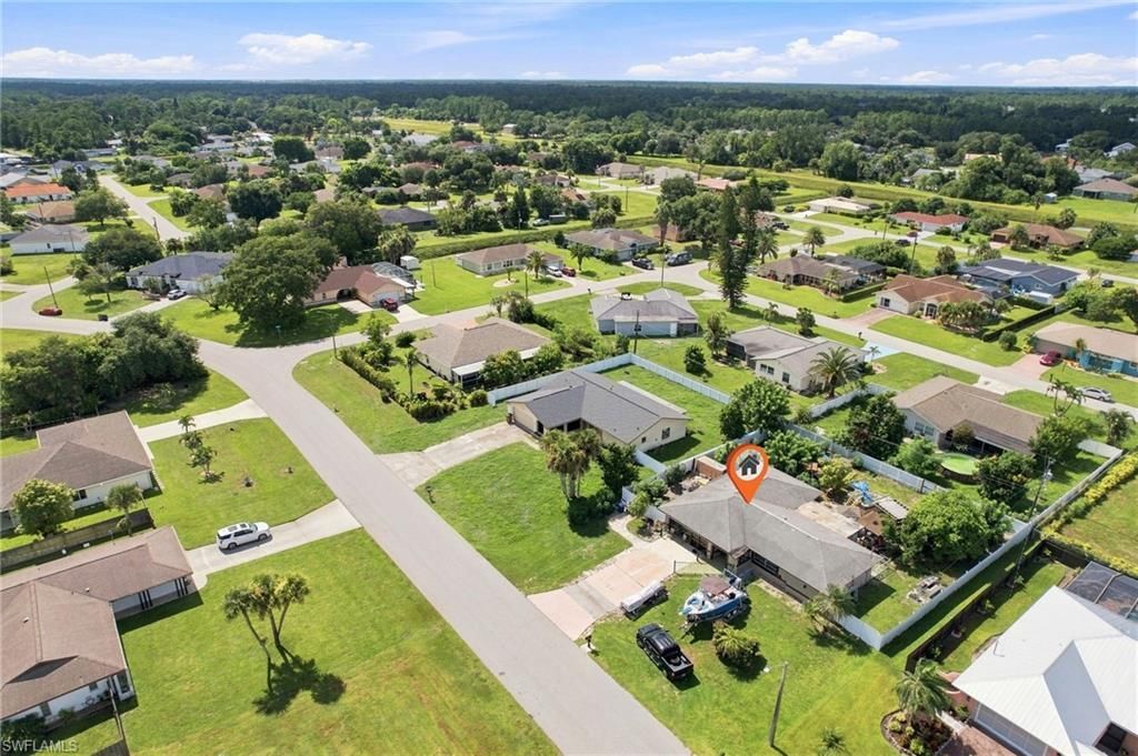 1631 Country Club Pkwy, Lehigh Acres, FL 33936 Photo