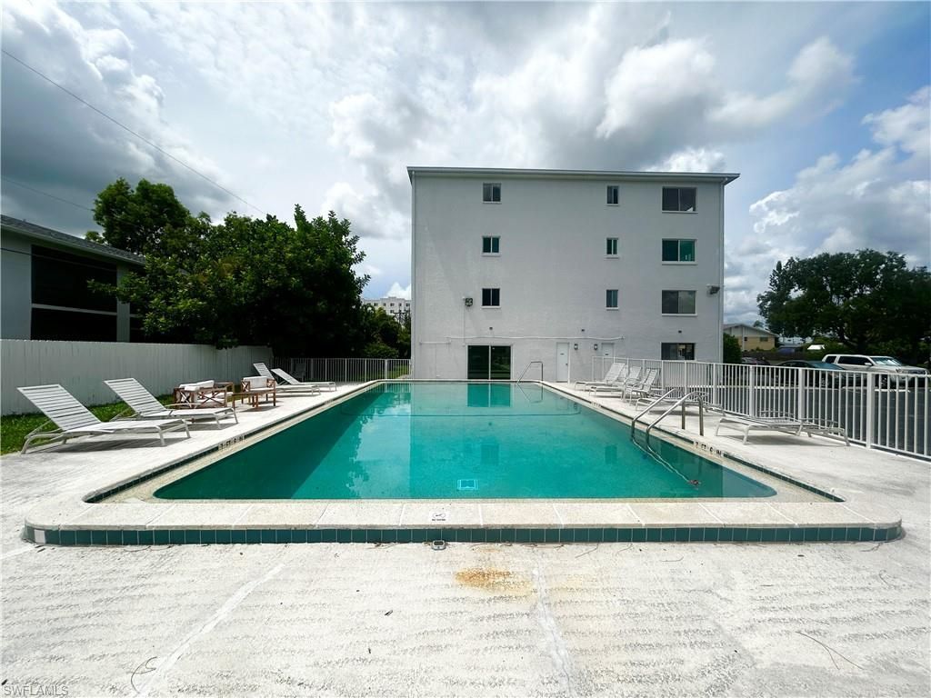 4906 Victoria Dr , Unit 103, Cape Coral, FL 33904 Photo