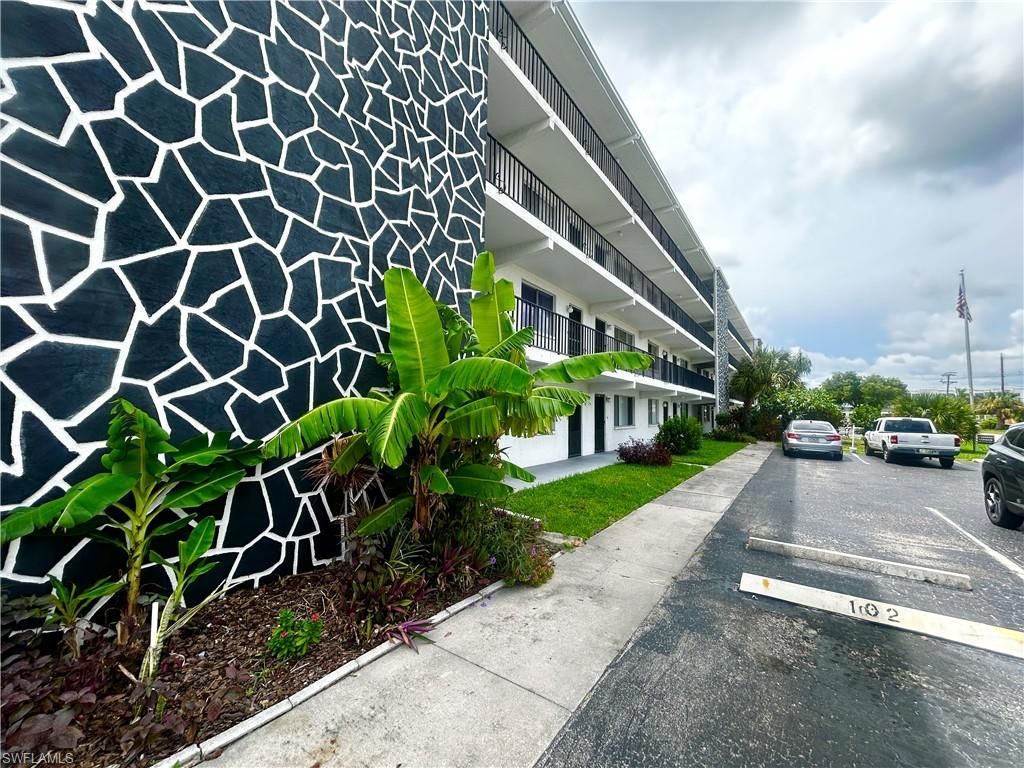 4906 Victoria Dr , Unit 103, Cape Coral, FL 33904 Photo