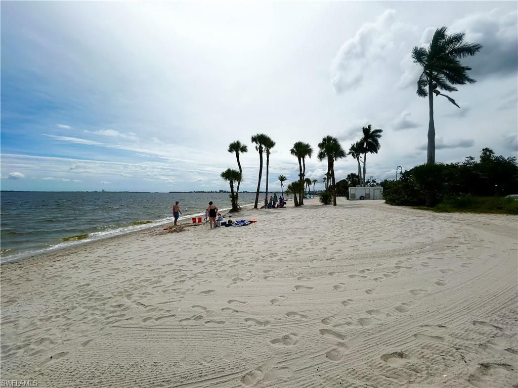 4906 Victoria Dr , Unit 103, Cape Coral, FL 33904 Photo