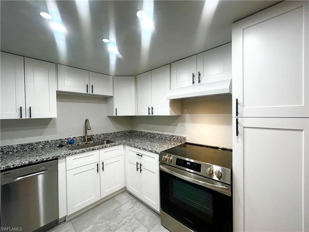 4906 Victoria Dr , Unit 103, Cape Coral, FL 33904 Photo